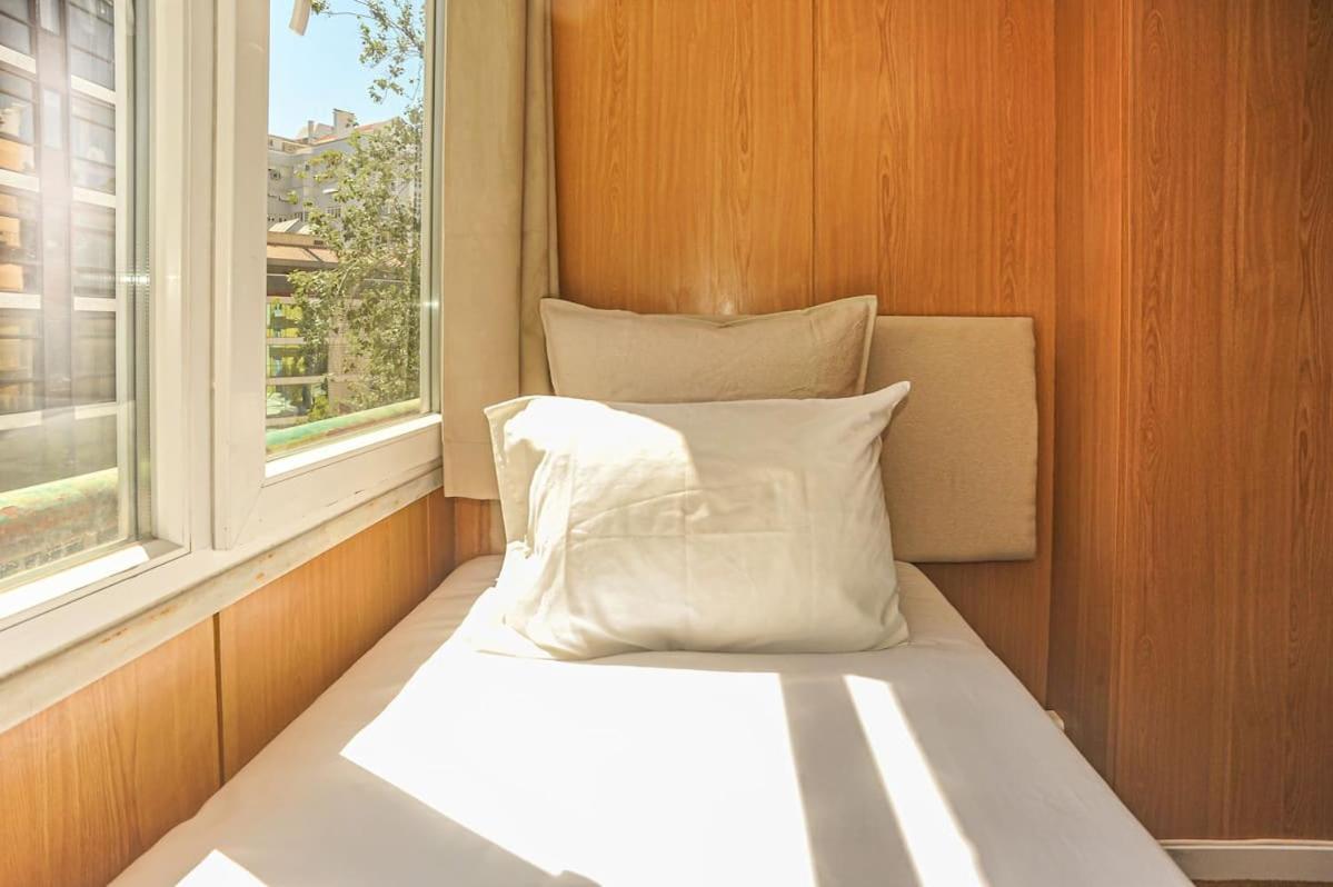 Guesthouse Marques De Pombal - 8 Bedroom Apartment Lisboa Екстериор снимка